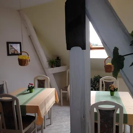 & Sauna Am Lorenz بيت ضيافة Calbe